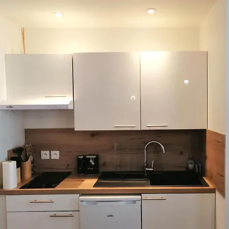 Le 1970 Apartament *